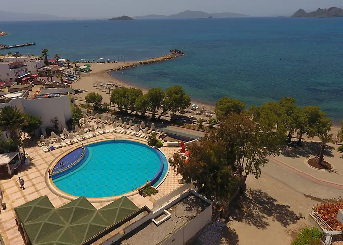 Hotel Solana By Yelken 4*